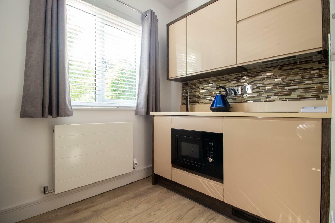 Signature Suites Peterborough Exteriör bild