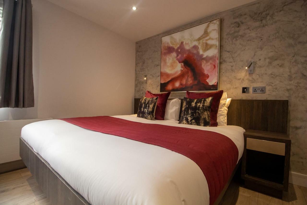 Signature Suites Peterborough Exteriör bild